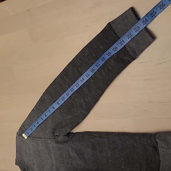 NWOT Marc Anothony Luxury Crew Neck Ombre Grey Sweater - Picture 5 of 9